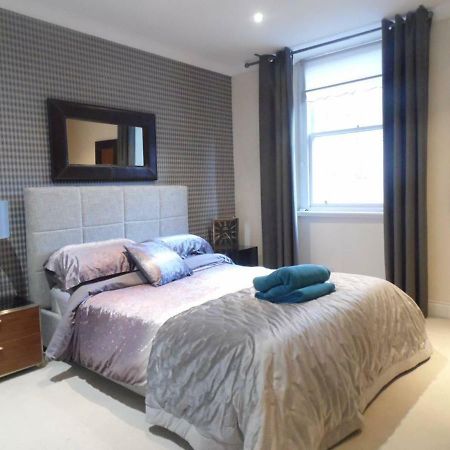 West End -Stunning, 2 Bedroom, Main Door Flat With Private Parking Glasgow Zewnętrze zdjęcie