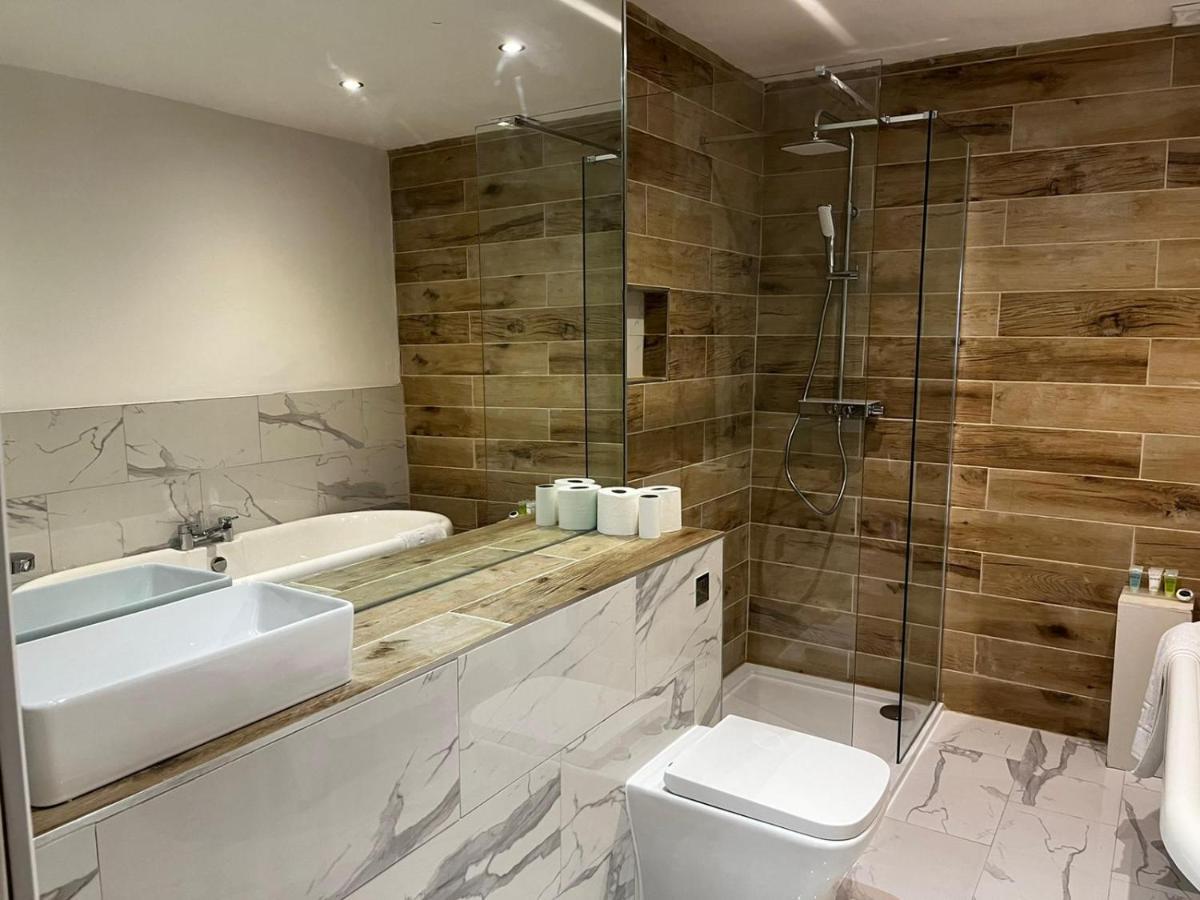 West End -Stunning, 2 Bedroom, Main Door Flat With Private Parking Glasgow Zewnętrze zdjęcie
