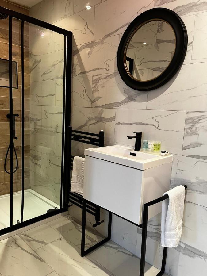 West End -Stunning, 2 Bedroom, Main Door Flat With Private Parking Glasgow Zewnętrze zdjęcie